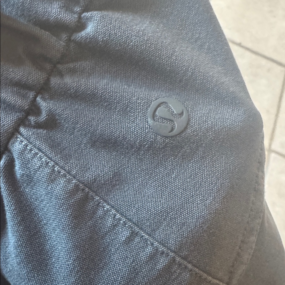 lululemon utilitech Dark Gray Cargo Pants - Picture 5 of 5